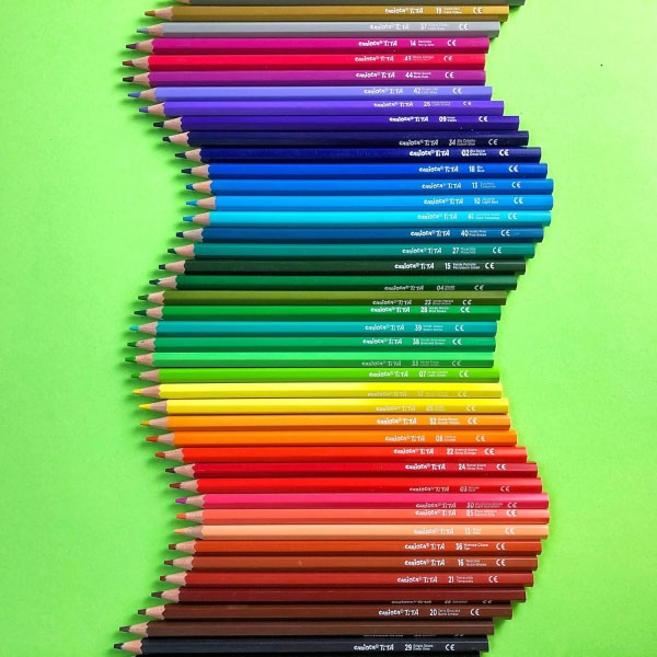 caja de lapices de colores​